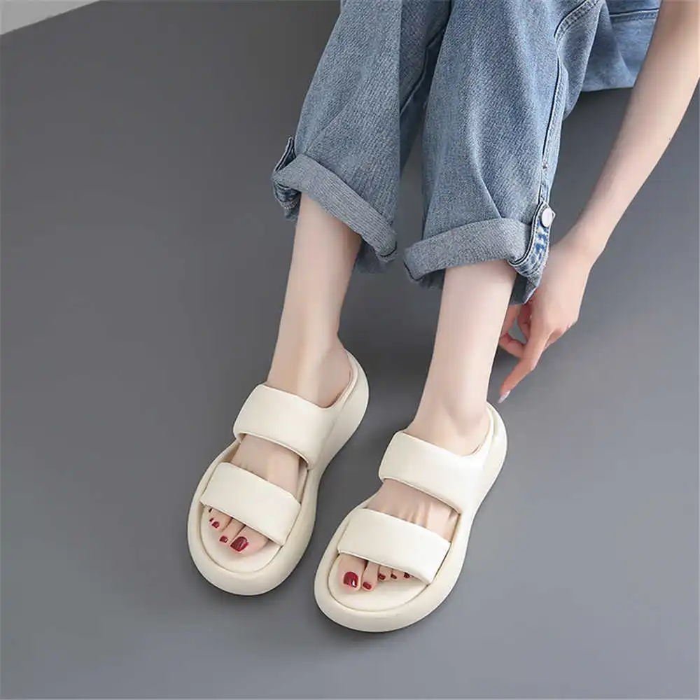 Size 39 Strips Summer Shoes Sa - High Tech Office Room ulasan dan harga