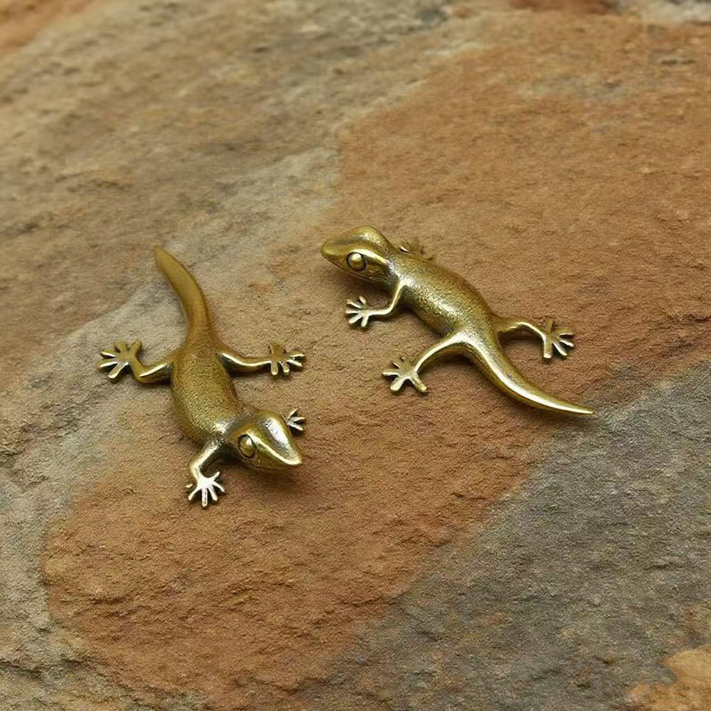 Handmade Bronze Retro Gecko Li - Office Hi Tech ulasan dan harga